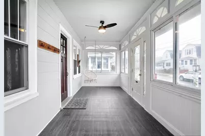 111 Darrow St, Quincy, MA 02169 - Photo 4