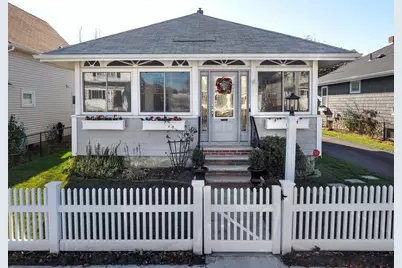 111 Darrow St, Quincy, MA 02169 - Photo 2