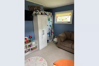 3 Crestwood Ave, Plainville, MA 02762 - Photo 16