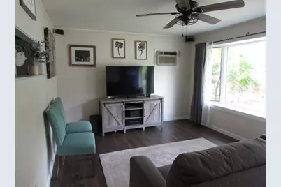 3 Crestwood Ave, Plainville, MA 02762 - Photo 24