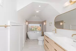 125 Mt Vernon St, Newton, MA 02465 - Photo 32