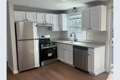9 Julian Ln #9, Milford, MA 01757 - Photo 10