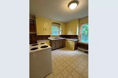 10 Park St, Auburn, MA 01501 - Photo 18
