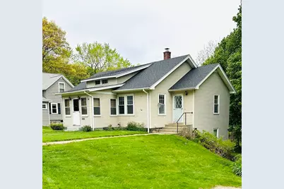 10 Park St, Auburn, MA 01501 - Photo 1