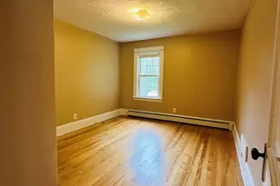 10 Park St, Auburn, MA 01501 - Photo 8