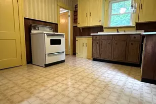 10 Park St, Auburn, MA 01501 - Photo 18