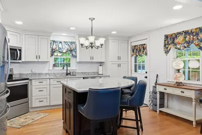 57 Hickory Rd, Leominster, MA 01453 - Photo 8