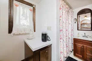 41 Capitol St, New Bedford, MA 02744 - Photo 20