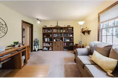 41 Capitol St, New Bedford, MA 02744 - Photo 10