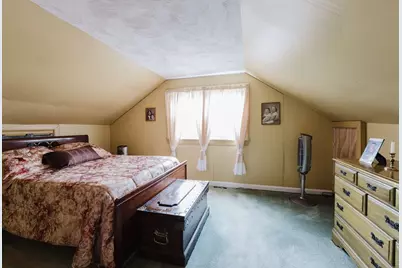 41 Capitol St, New Bedford, MA 02744 - Photo 16