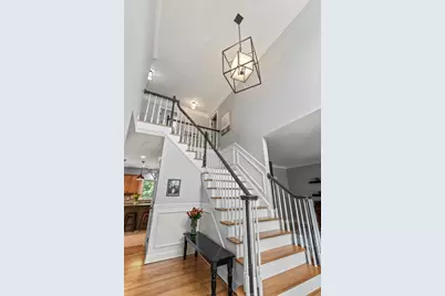 6 Trowbridge Cir, Shrewsbury, MA 01545 - Photo 4