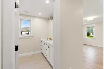 45 Maplewood #45, Watertown, MA 02472 - Photo 18