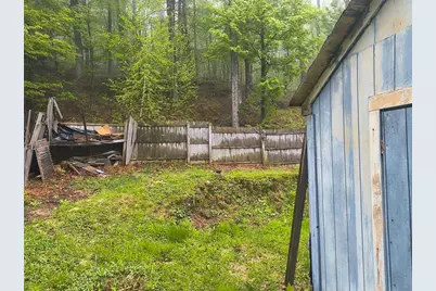 211 West St, Worthington, MA 01098 - Photo 12