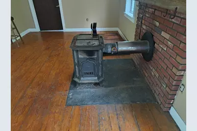 211 West St, Worthington, MA 01098 - Photo 16