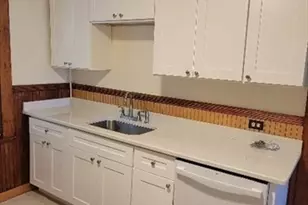 10-12 Brookway Rd, Boston, MA 02131 - Photo 10