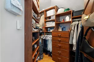 402 E 3rd St, Boston, MA 02127 - Photo 16