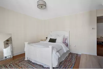 402 E 3rd St #1, Boston, MA 02127 - Photo 10