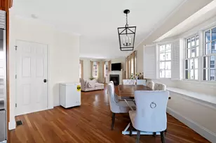 402 E 3rd St, Boston, MA 02127 - Photo 6