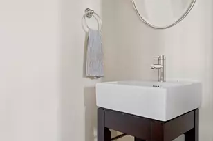 402 E 3rd St, Boston, MA 02127 - Photo 8