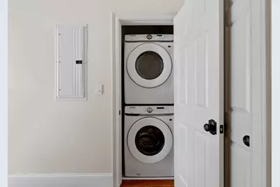 402 E 3rd St #1, Boston, MA 02127 - Photo 24
