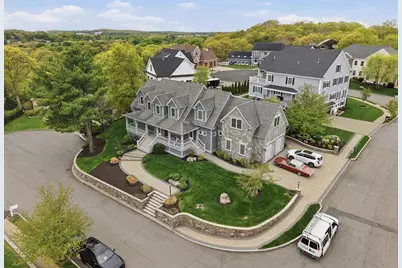 1 Twin Springs Drive, Saugus, MA 01906 - Photo 2