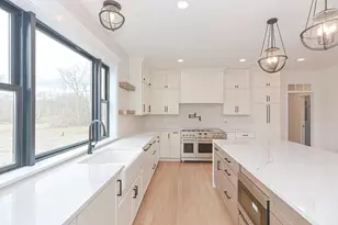 11 Ledge Hl Ln, Rehoboth, MA 02769 - Photo 4