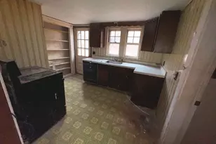 126 Lakehurst Ave, Weymouth, MA 02189 - Photo 10
