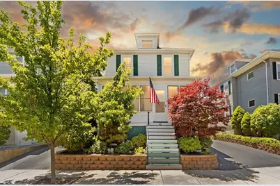 42 Freeman Ave, Everett, MA 02149 - Photo 2