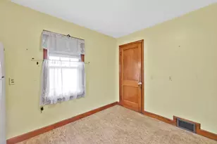 95 Kingsley St, Springfield, MA 01104 - Photo 8