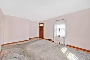 95 Kingsley St, Springfield, MA 01104 - Photo 12