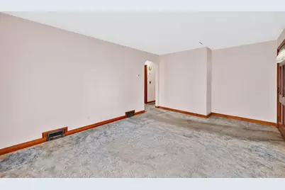 95 Kingsley St, Springfield, MA 01104 - Photo 10