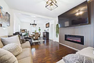 672 Kempton St, New Bedford, MA 02740 - Photo 4