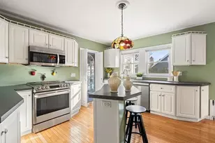 26-28 Alton St, Arlington, MA 02474 - Photo 4
