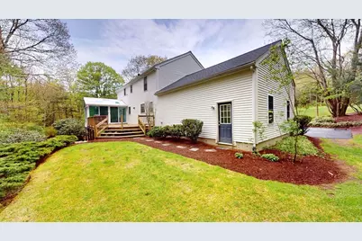 8 Lynnwood Dr, Rutland, MA 01543 - Photo 6