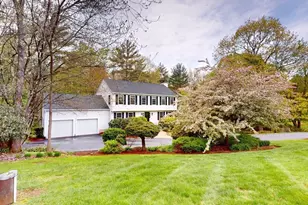 8 Lynnwood Dr, Rutland, MA 01543 - Photo 2