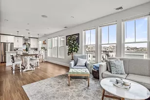 45 L St, Boston, MA 02127 - Photo 2
