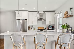 45 L St, Boston, MA 02127 - Photo 10
