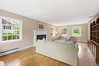 53 Magaletta Dr, Westwood, MA 02090 - Photo 10