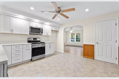 181 Pilgrim Rd #2, Haverhill, MA 01832 - Photo 8