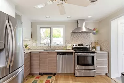 6 Donald St, Lexington, MA 02420 - Photo 10