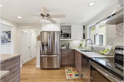 6 Donald St, Lexington, MA 02420 - Photo 8