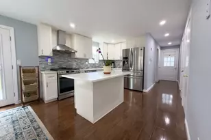 184 Whitehall Way, Barnstable, MA 02601 - Photo 2