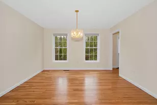 21 Colonial Farm Rd, Haverhill, MA 01832 - Photo 6