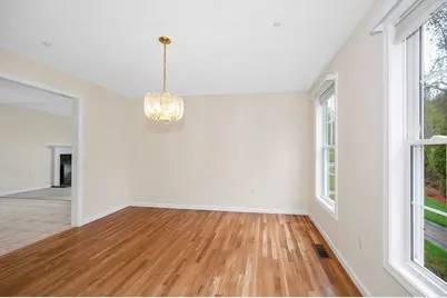 21 Colonial Farm Rd, Haverhill, MA 01832 - Photo 4