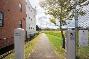 16 Boardman St, Boston, MA 02128 - Photo 20