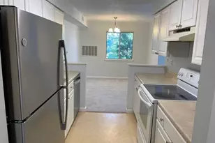 12 Beal's Cove Rd, Hingham, MA 02043 - Photo 2