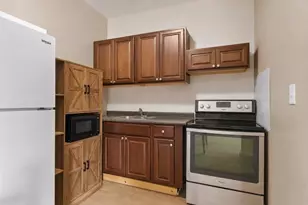 11 Wayne St, Worcester, MA 01603 - Photo 28