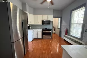 11 Wayne St, Worcester, MA 01603 - Photo 10