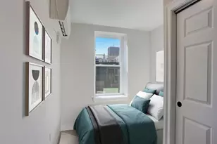 19 Bartlett Pl, Boston, MA 02113 - Photo 2