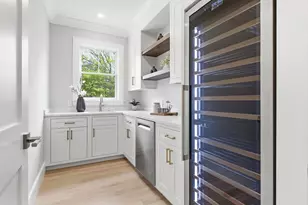 21 Balfour St, Lexington, MA 02421 - Photo 8